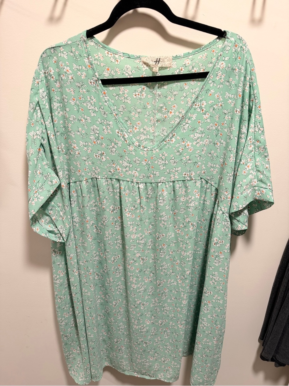 Casual Mint Floral V-Neck Women’s Tunic Dress